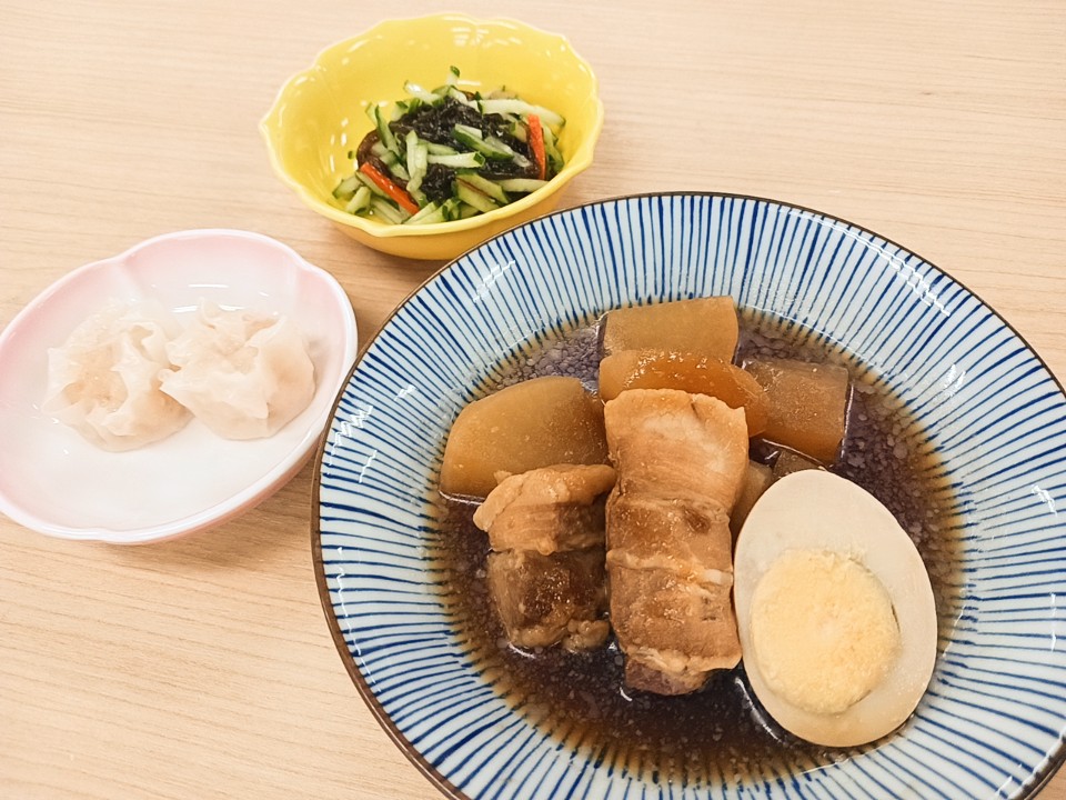 昼食
