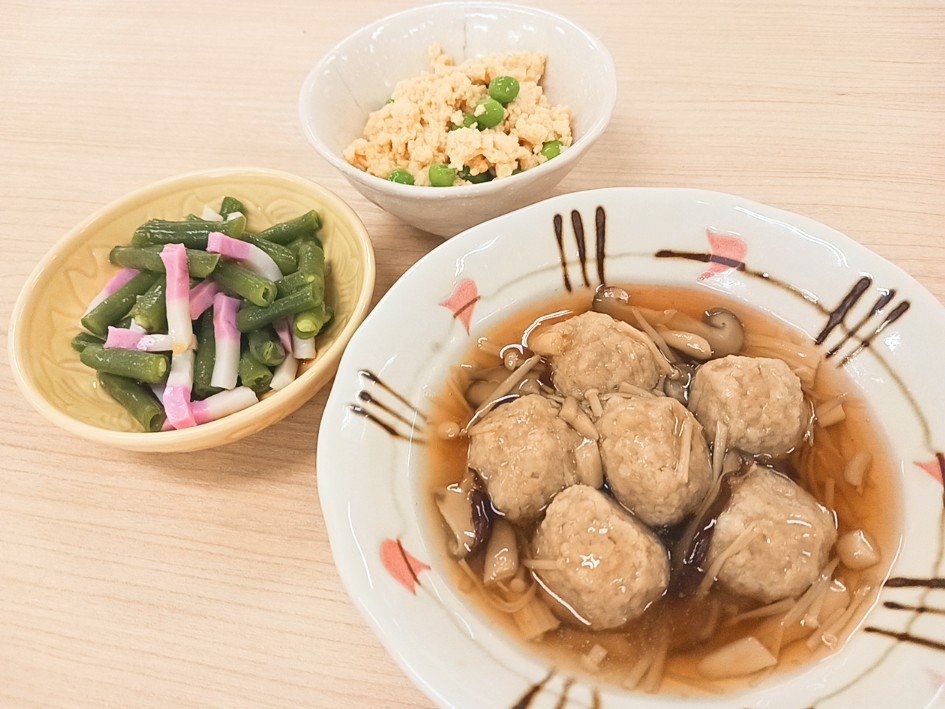 昼食