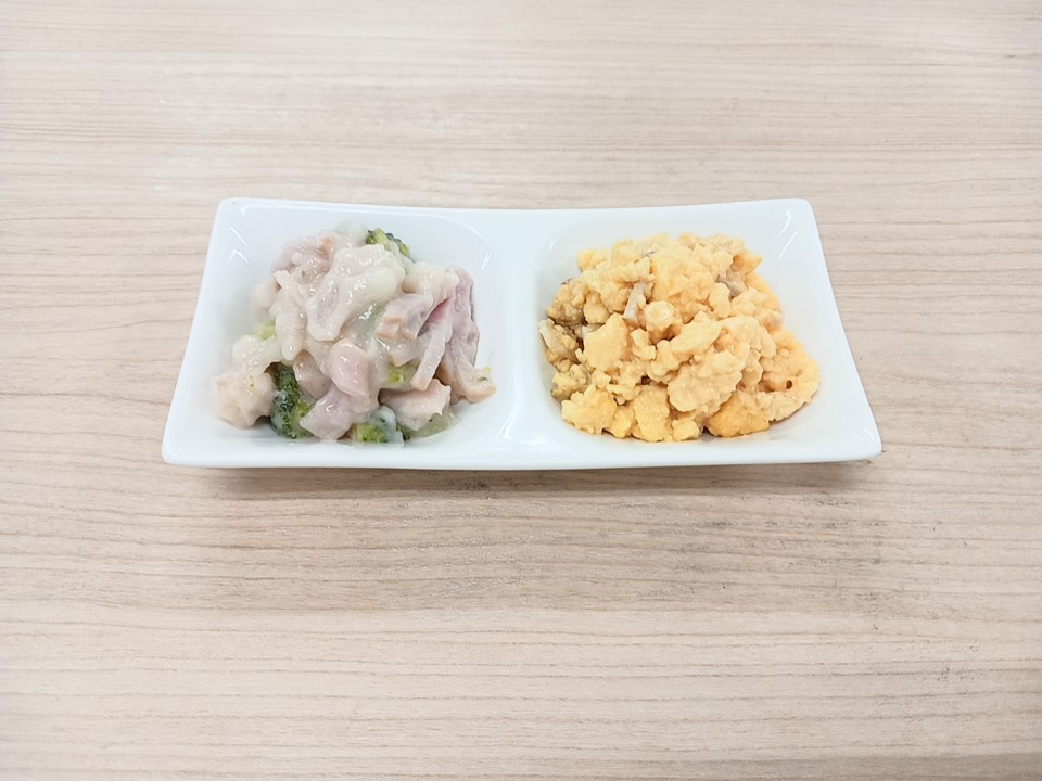 朝食