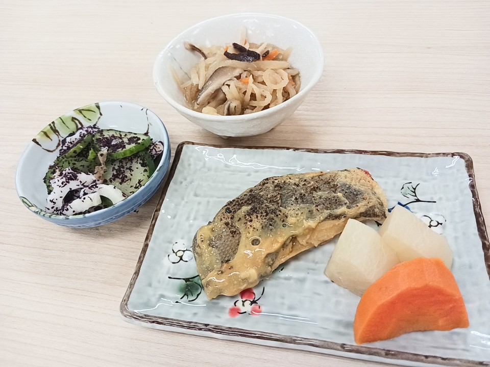 昼食