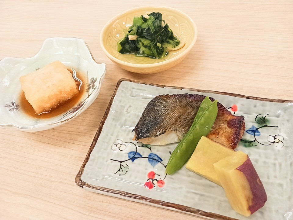 昼食