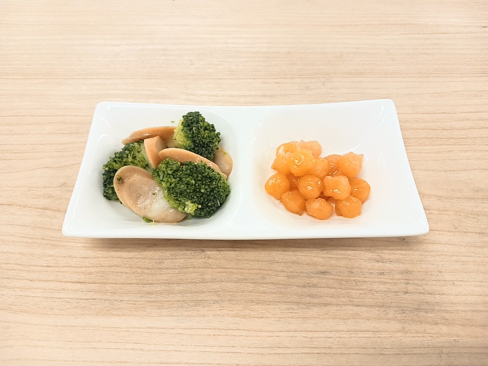 朝食