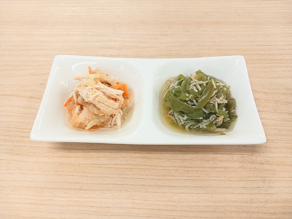 朝食
