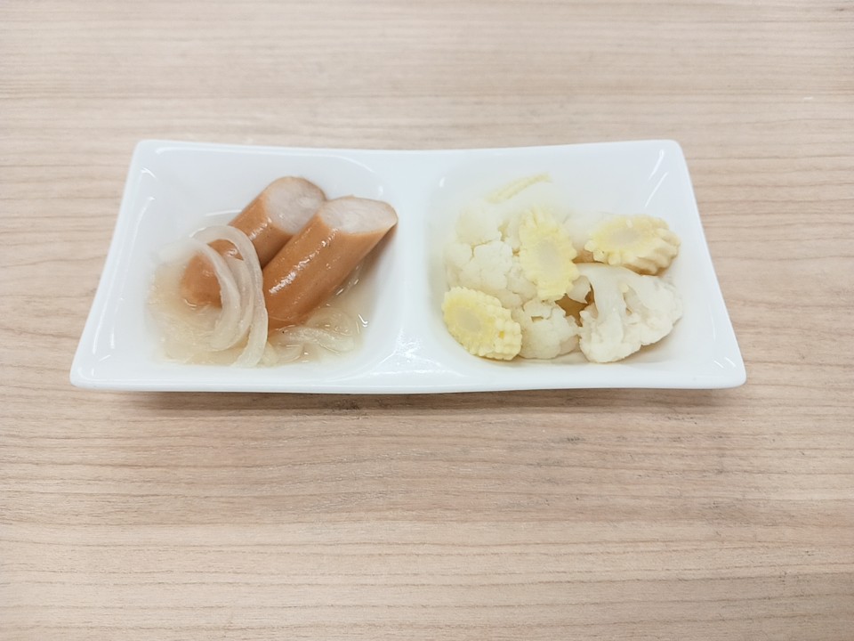 朝食