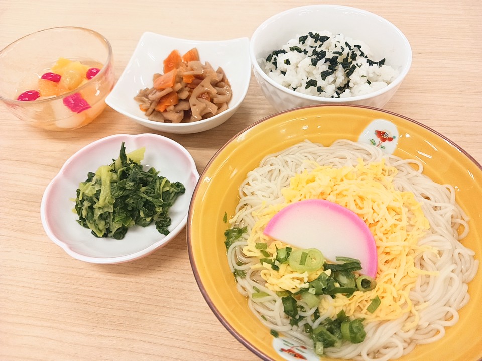 昼食