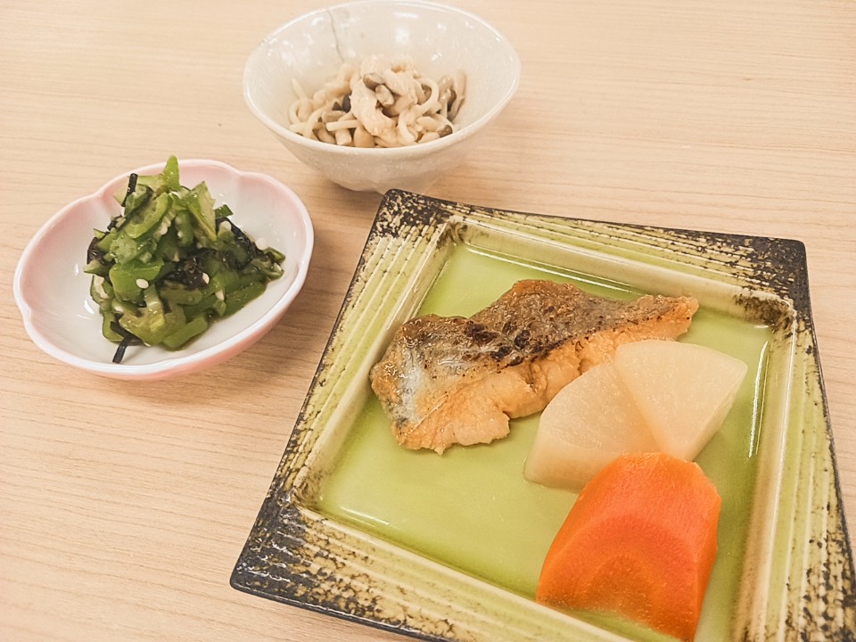 昼食