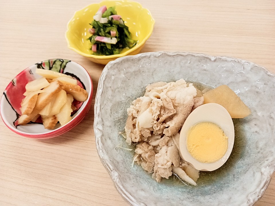 昼食
