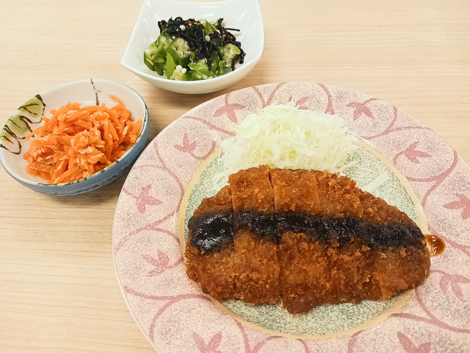 昼食