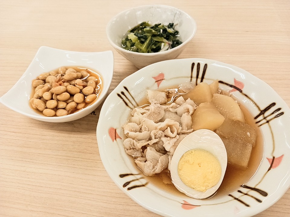 昼食
