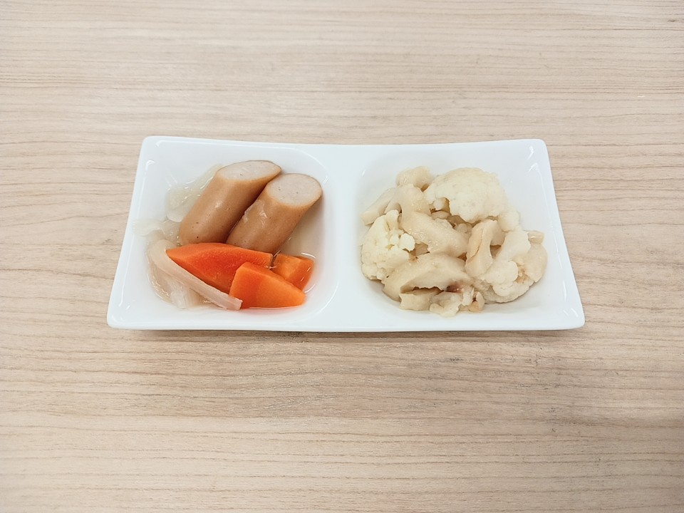 朝食