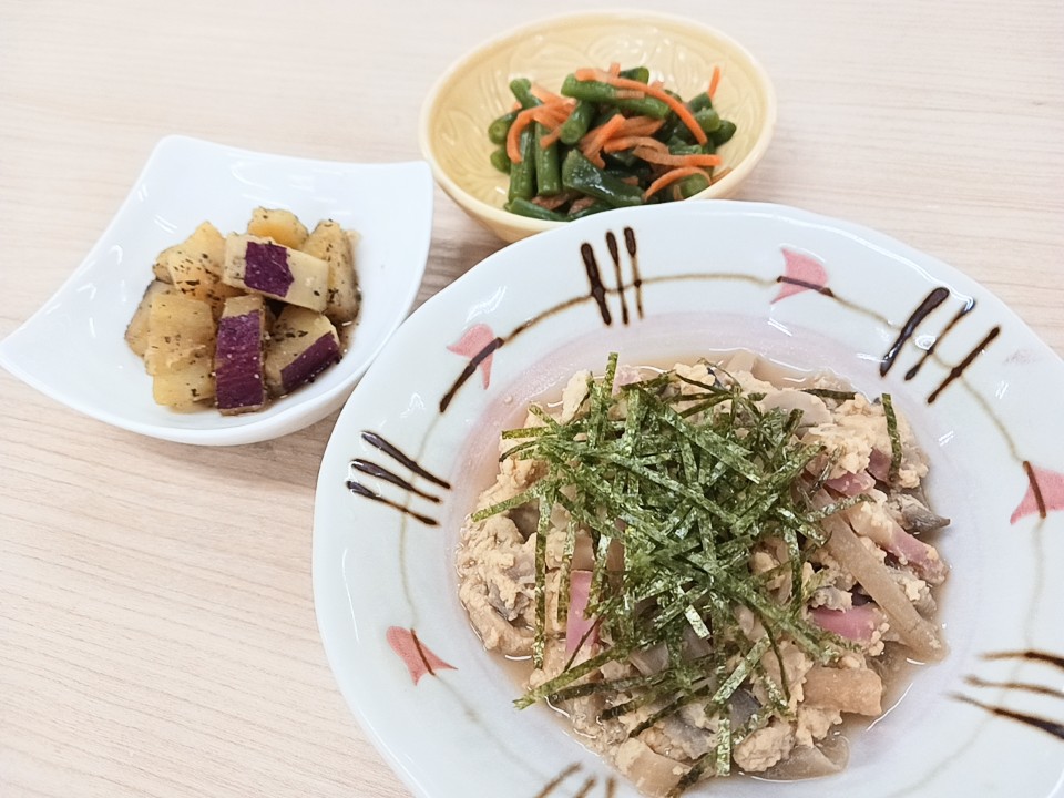 昼食