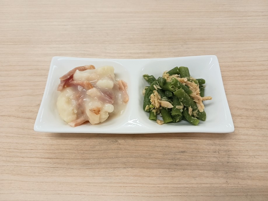 朝食