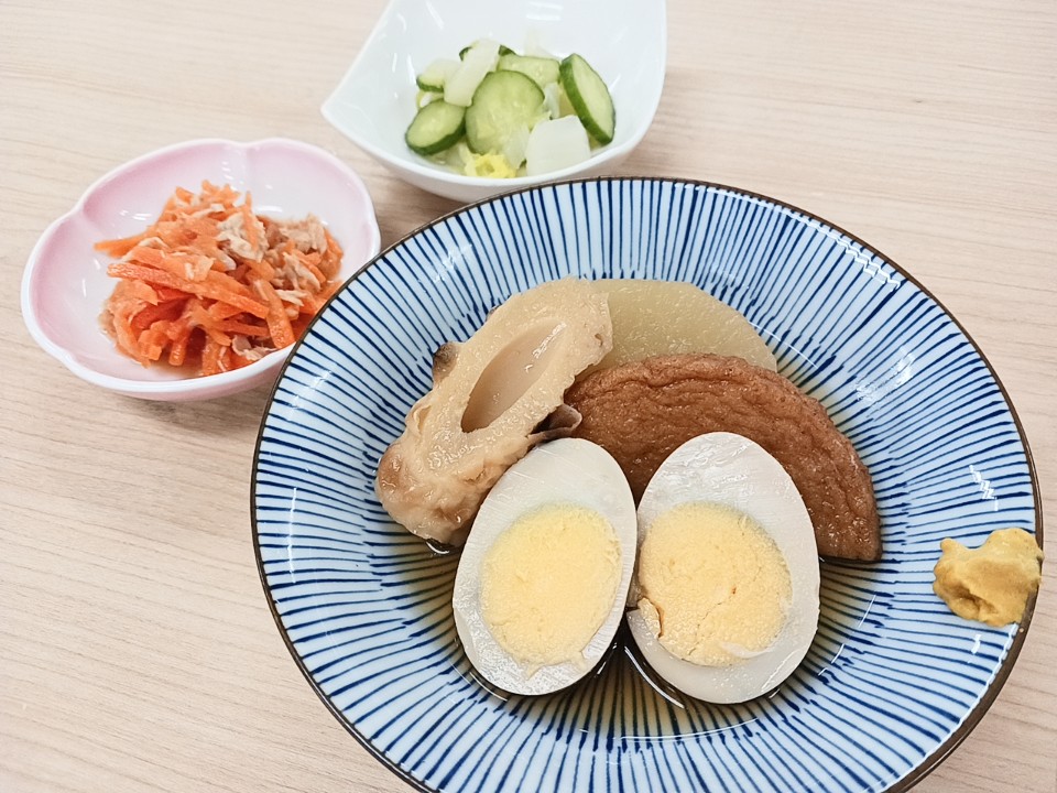 昼食