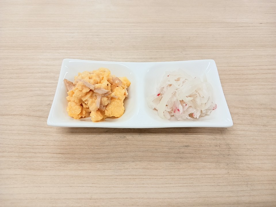 朝食