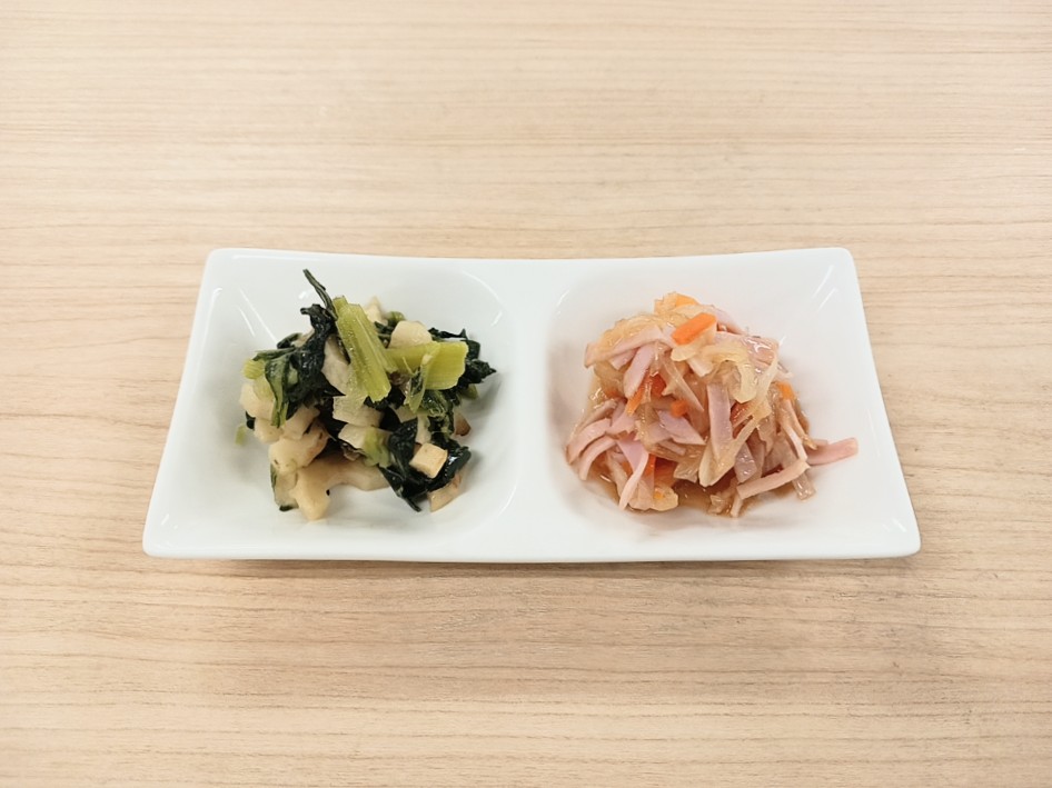 朝食