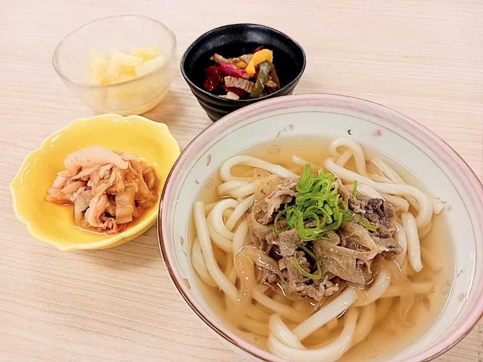 昼食