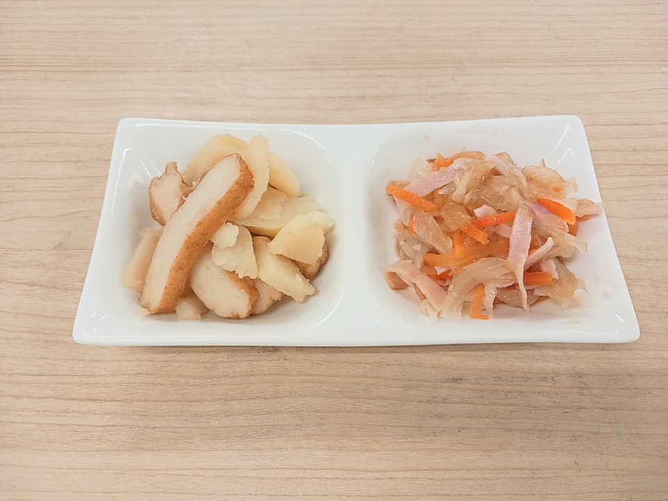 朝食