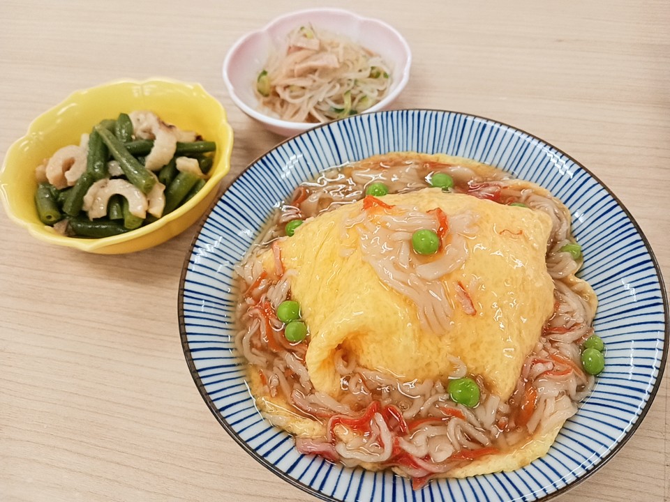 昼食