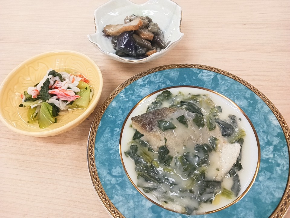 昼食