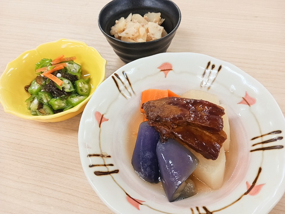 昼食