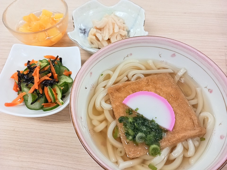 昼食