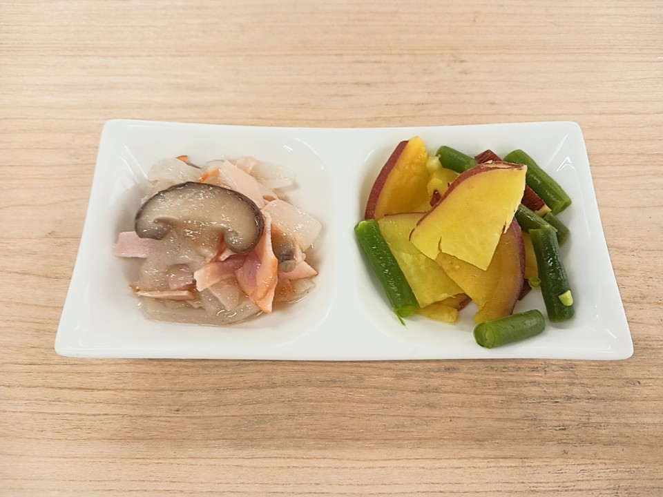 朝食