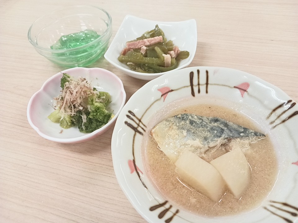 2025年4月22日献立