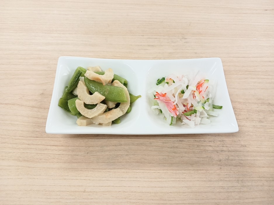 朝食