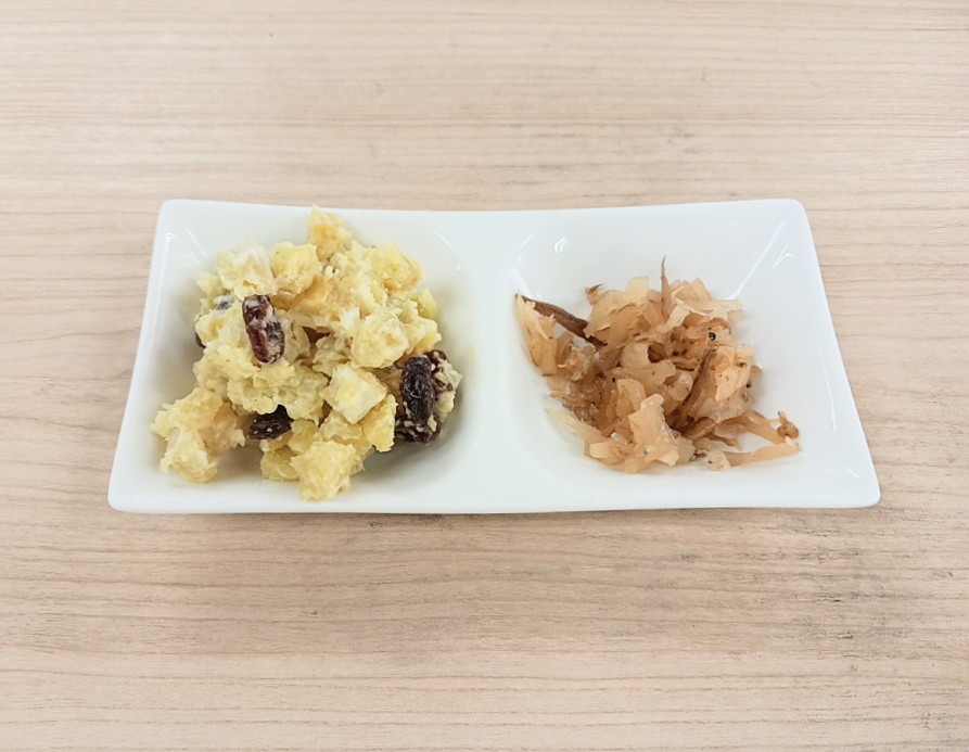 朝食