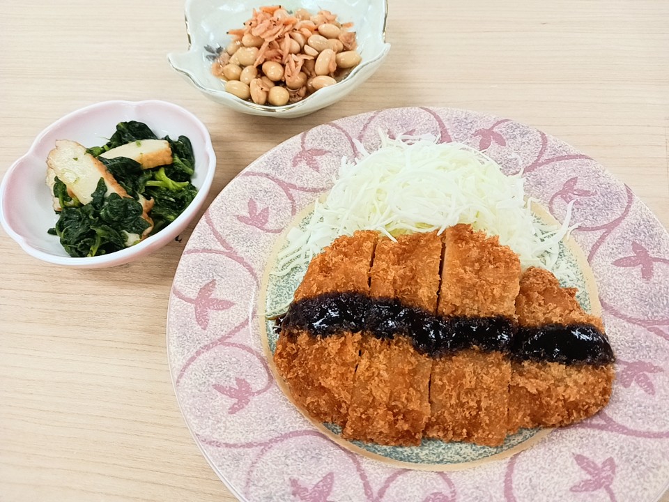 昼食