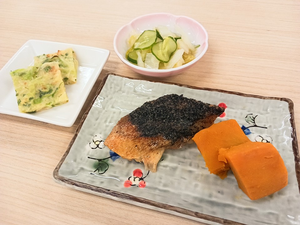昼食
