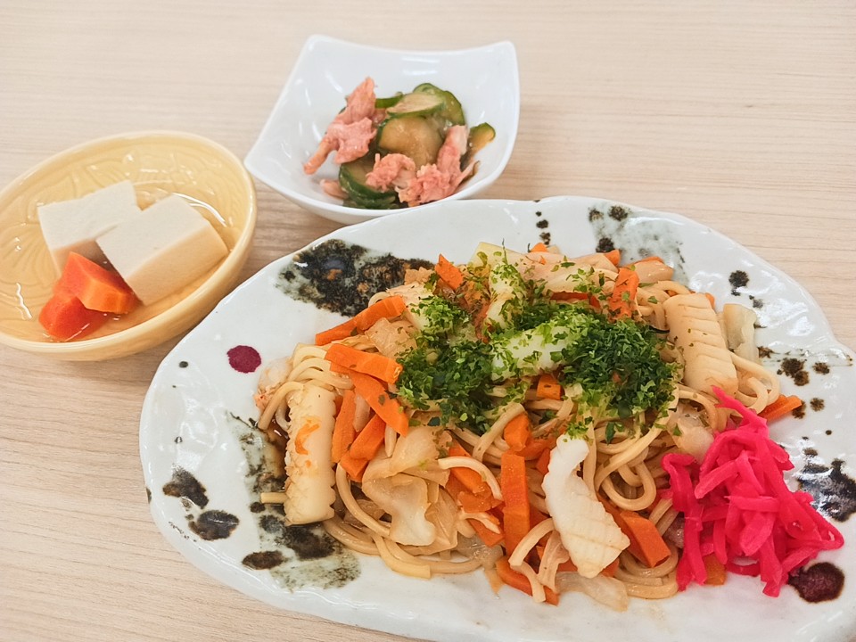 昼食