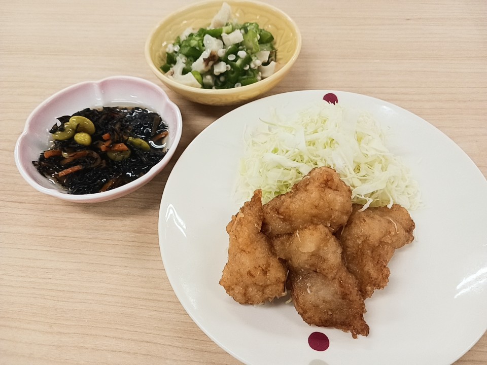昼食