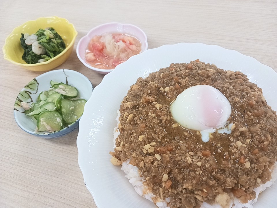 昼食