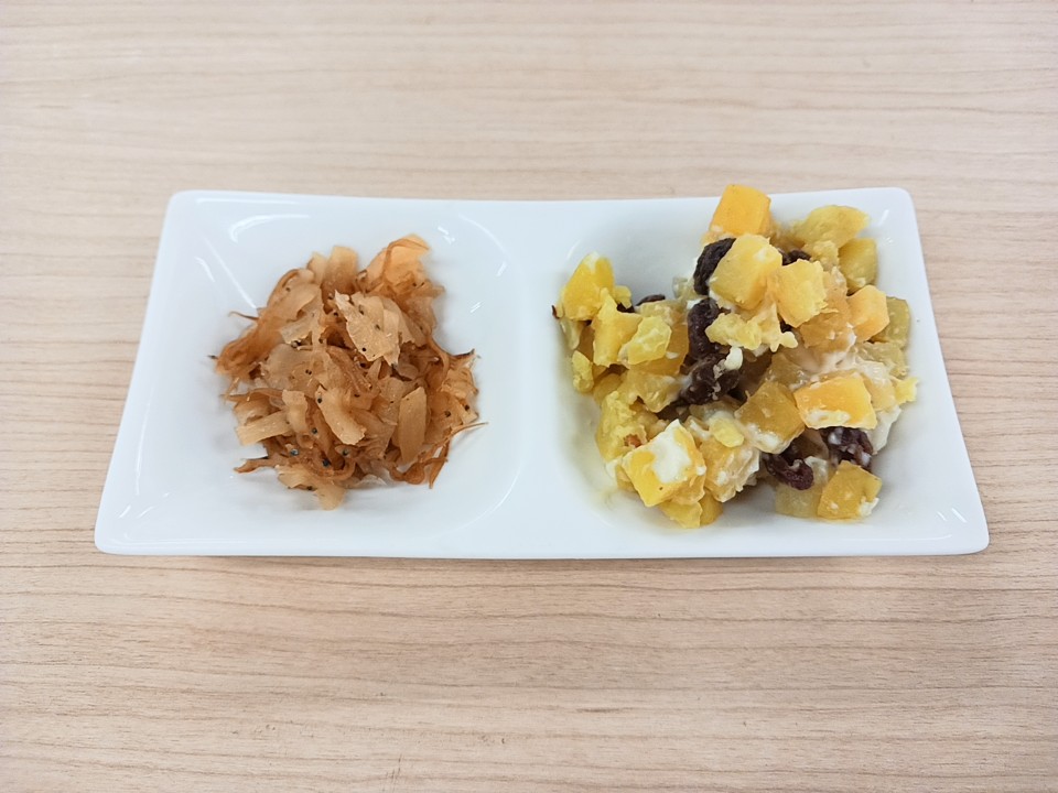 朝食