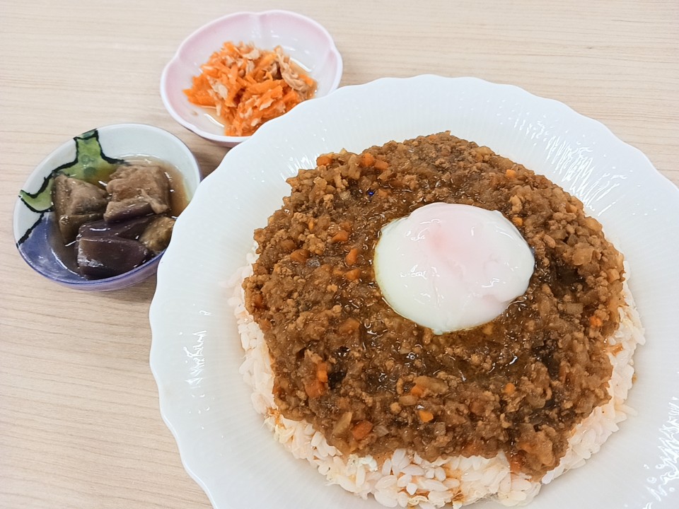 昼食