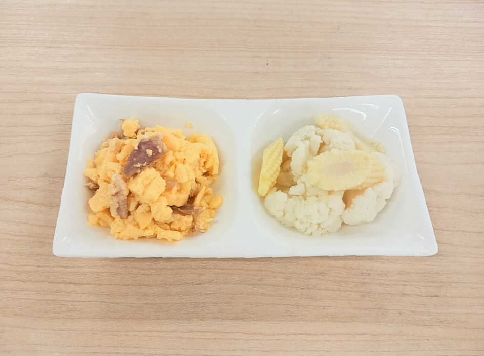 朝食