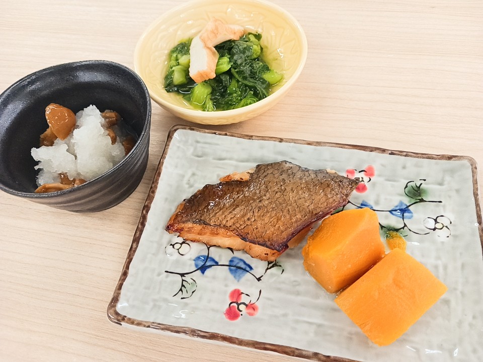 昼食