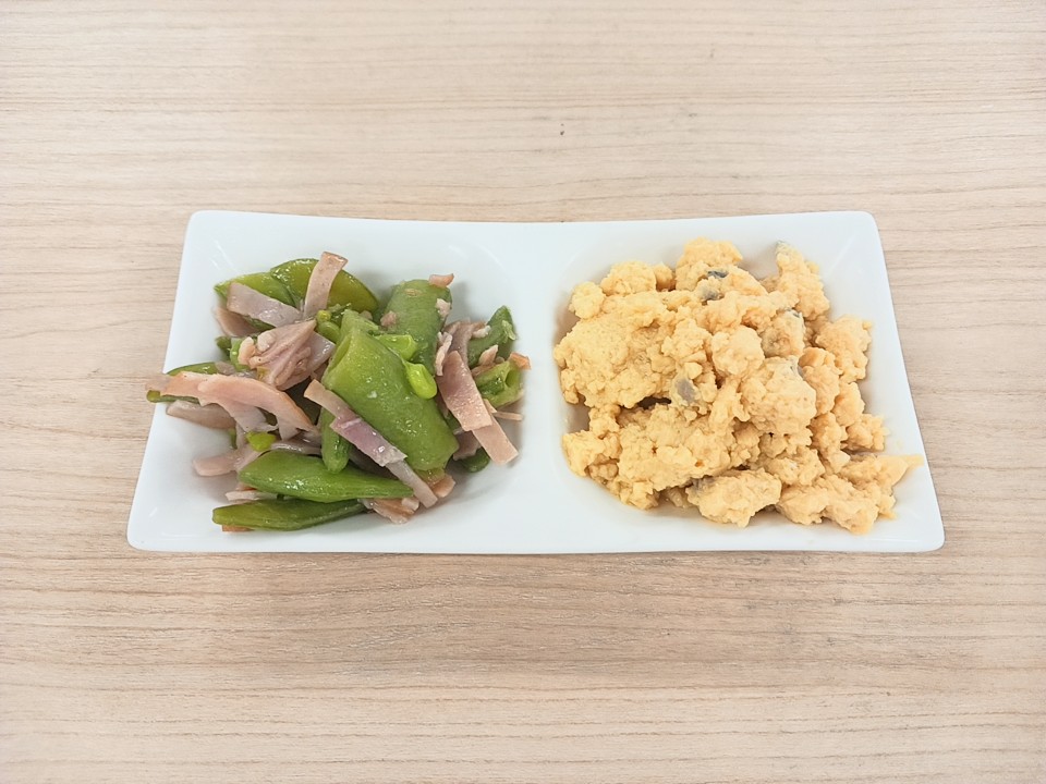 朝食
