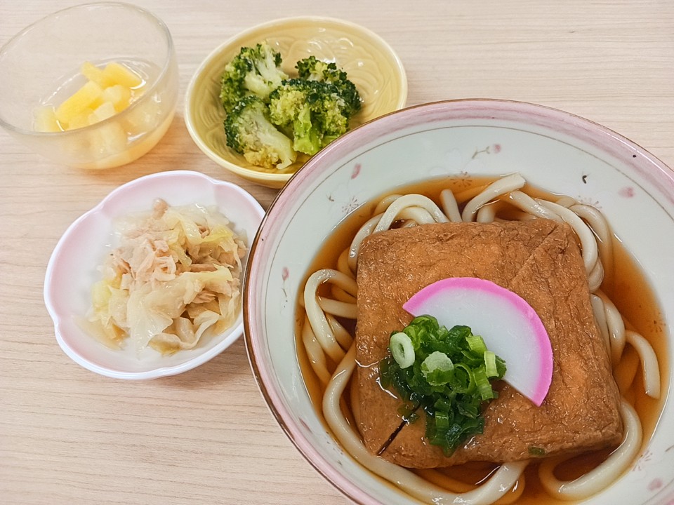 昼食