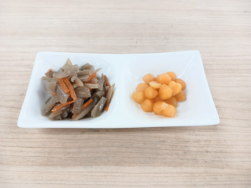 朝食