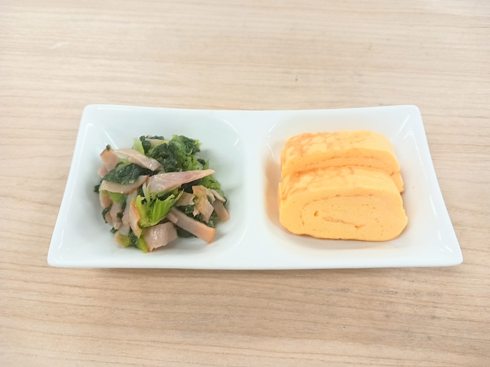 朝食