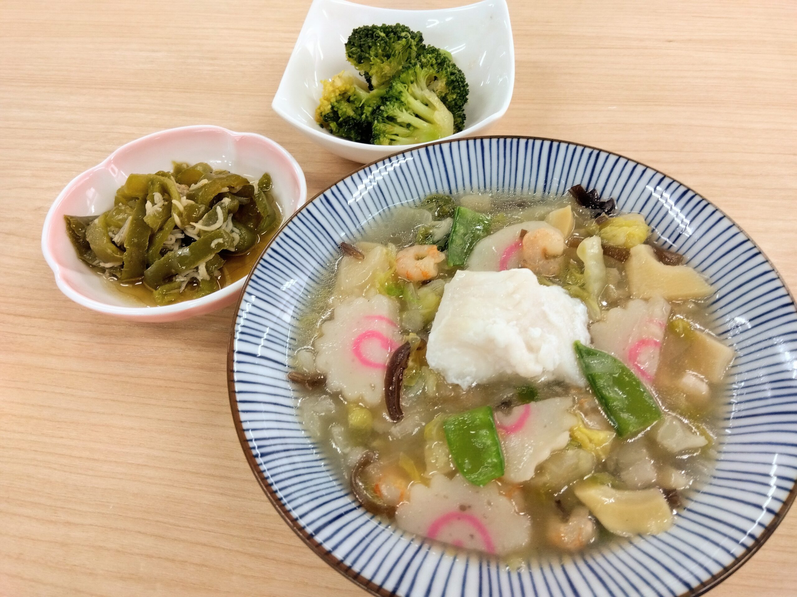 昼食