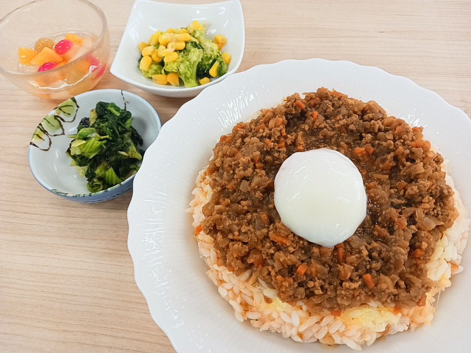 昼食
