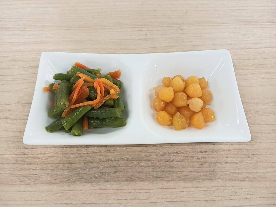朝食