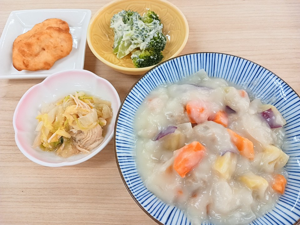 昼食