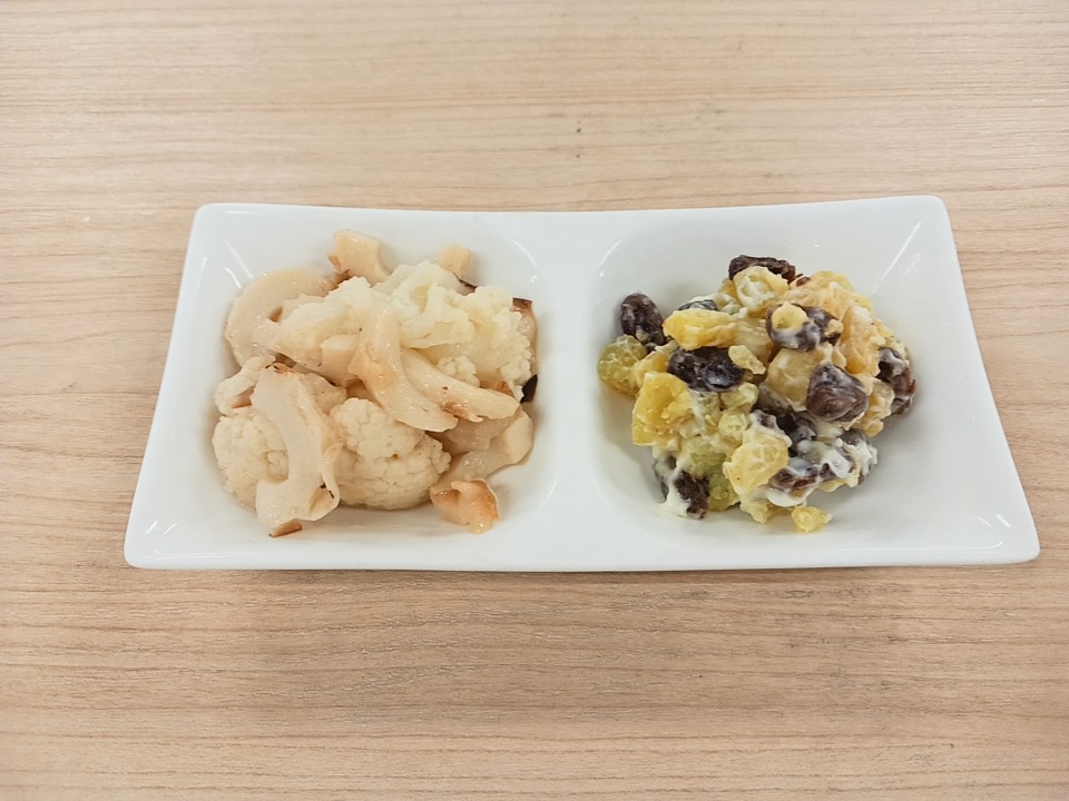 朝食