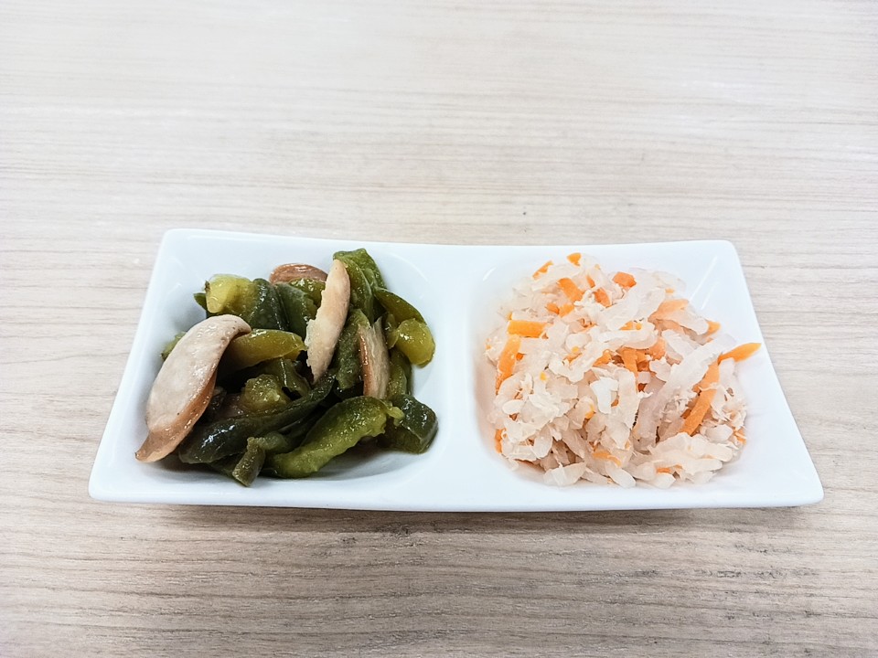 朝食