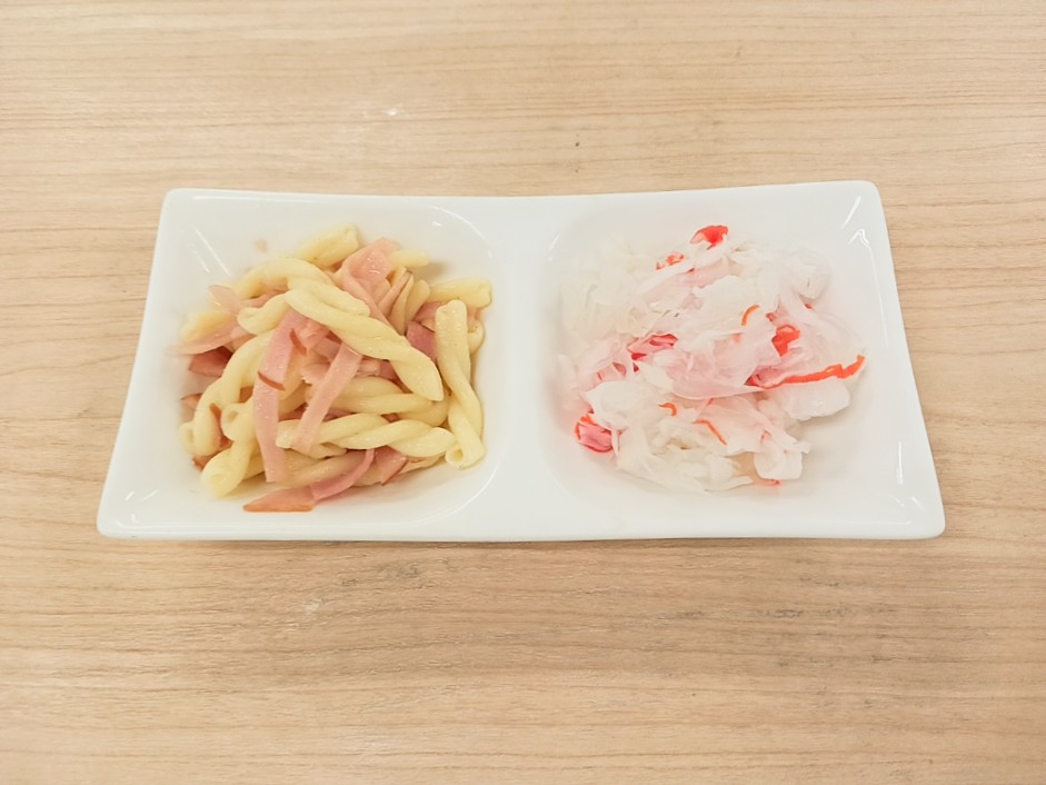 朝食