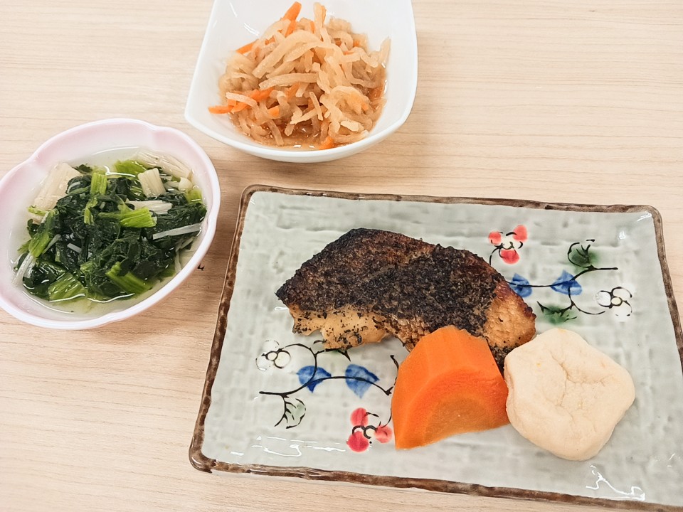 昼食